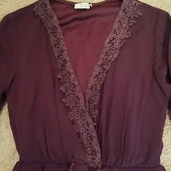Tobi Plum and lace romper - Picture 3 of 7